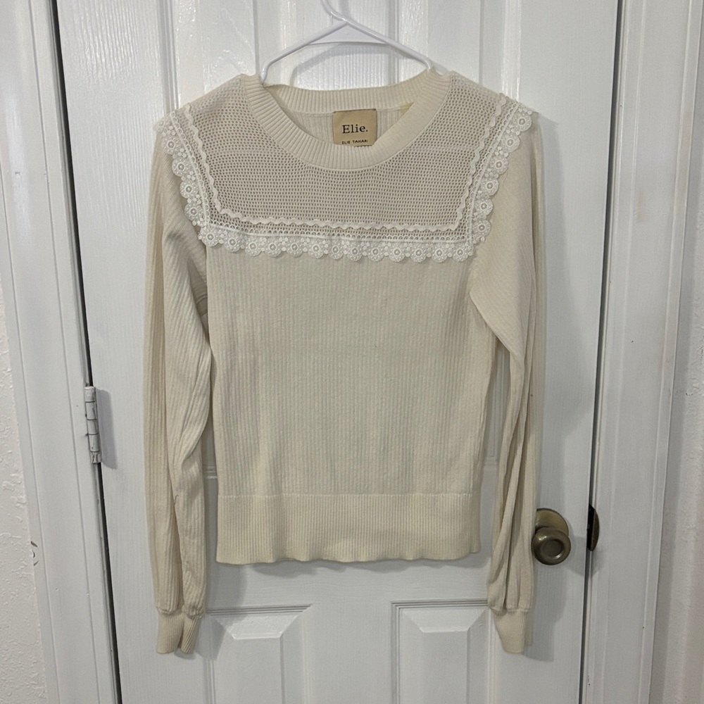 Elie Tahari Cream Lace Detail Top